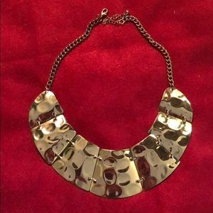 Hammered style necklace